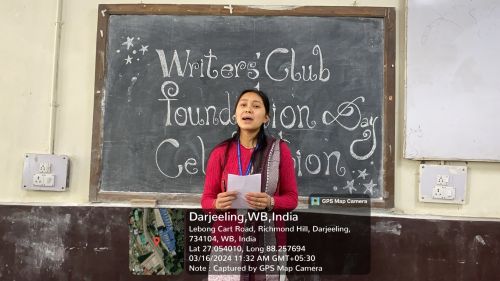 darjeelinggovernmentcollege.com Photos